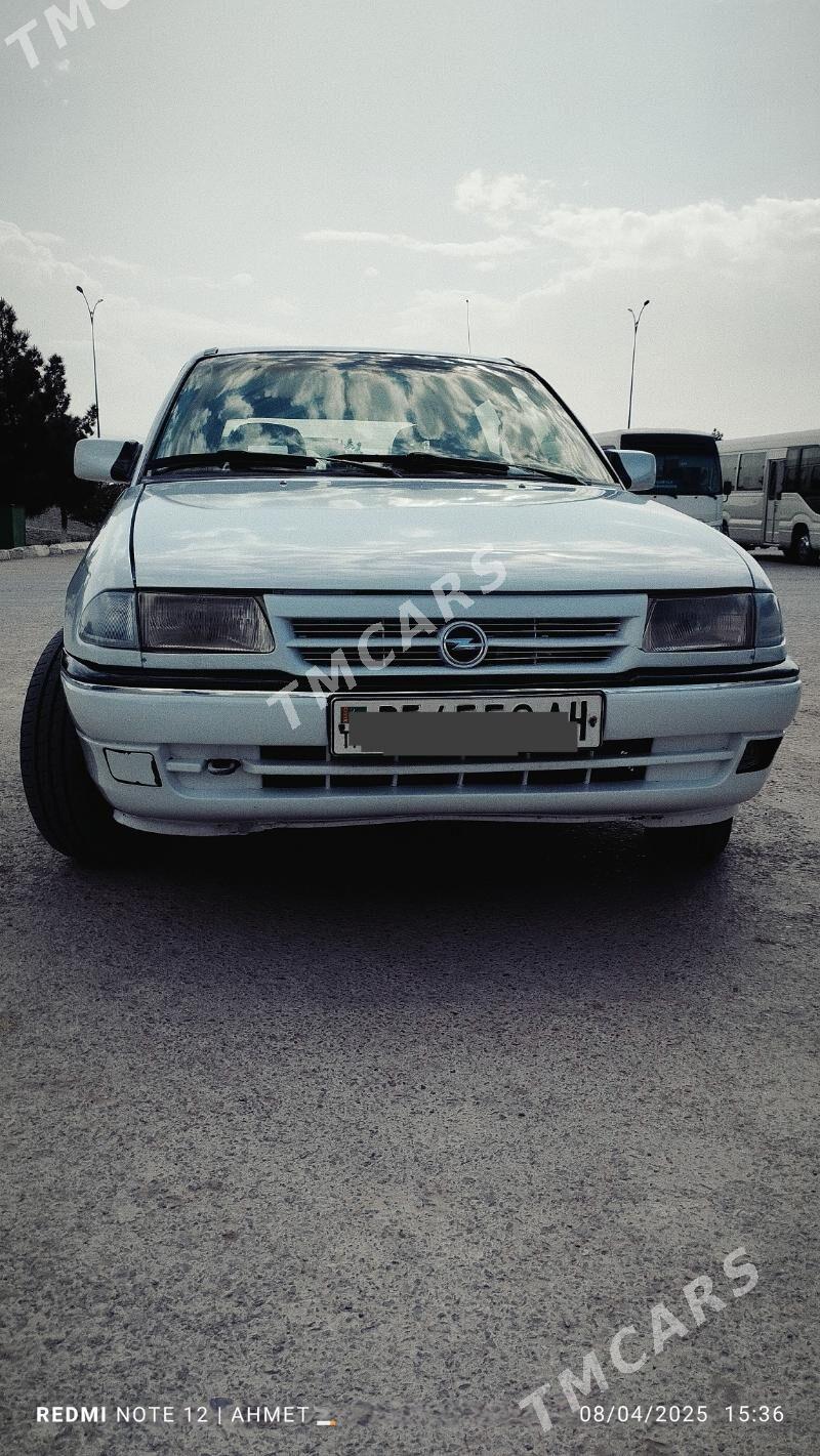 Opel Astra 1993 - 35 000 TMT - Bäherden - img 9
