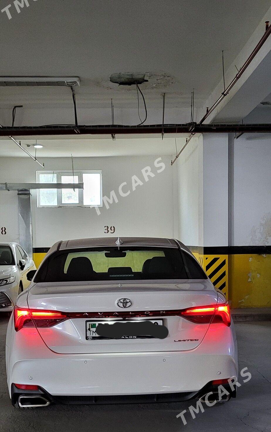 Toyota Avalon 2022 - 500 000 TMT - Balkanabat - img 2