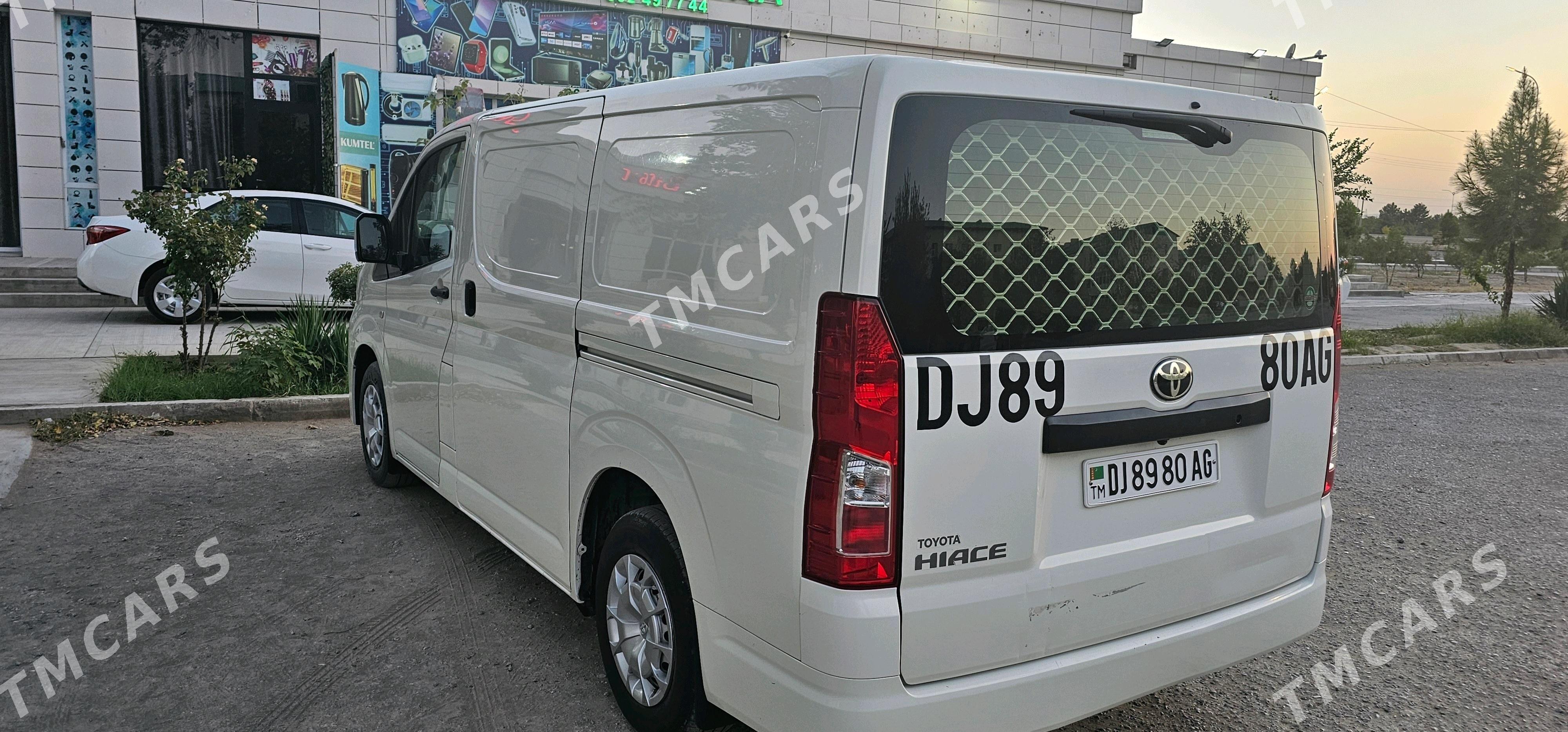 Toyota Hiace 2020 - 470 000 TMT - Аркадаг - img 6