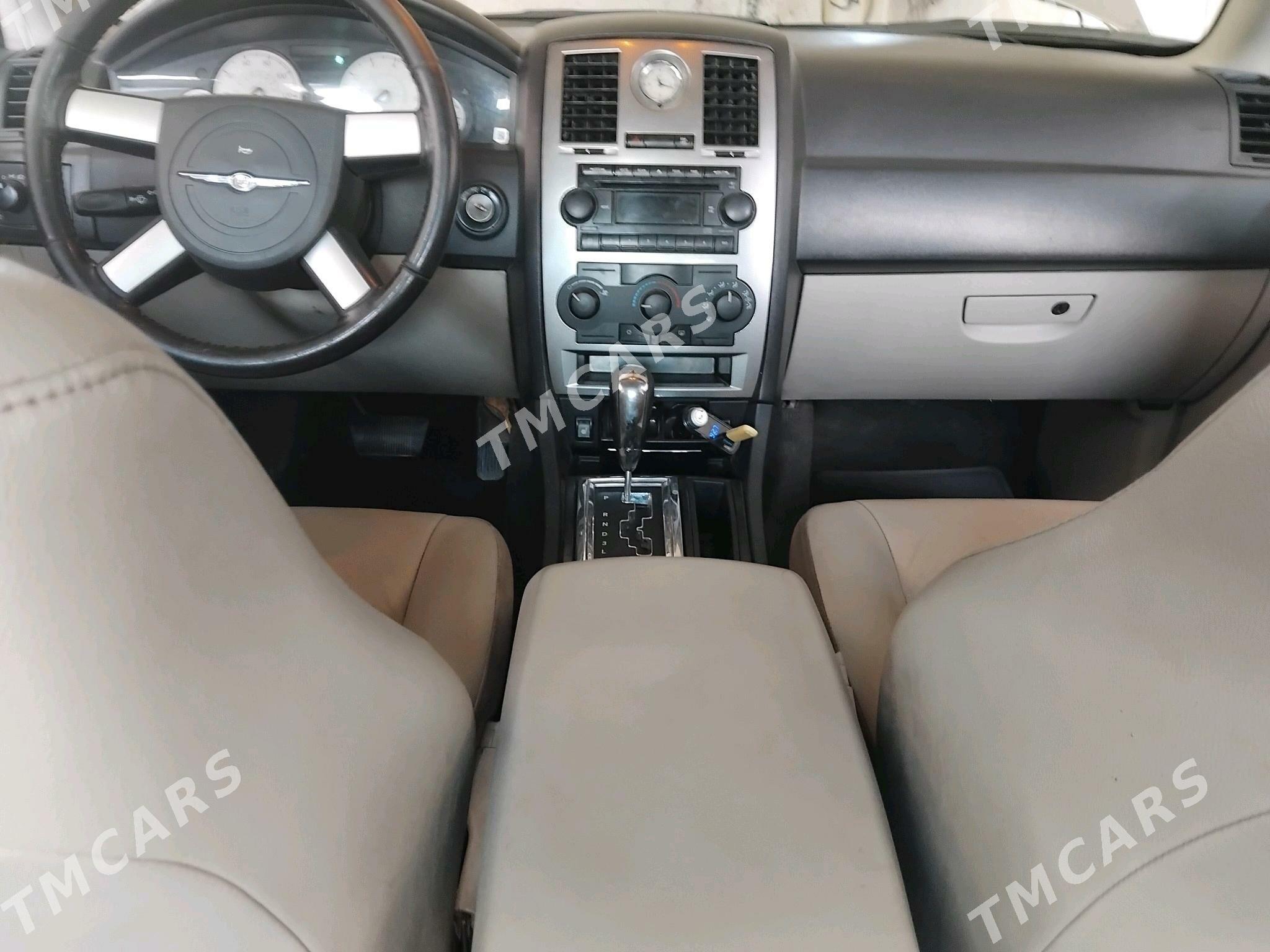 Chrysler 300C 2006 - 90 000 TMT - Бахарден - img 7