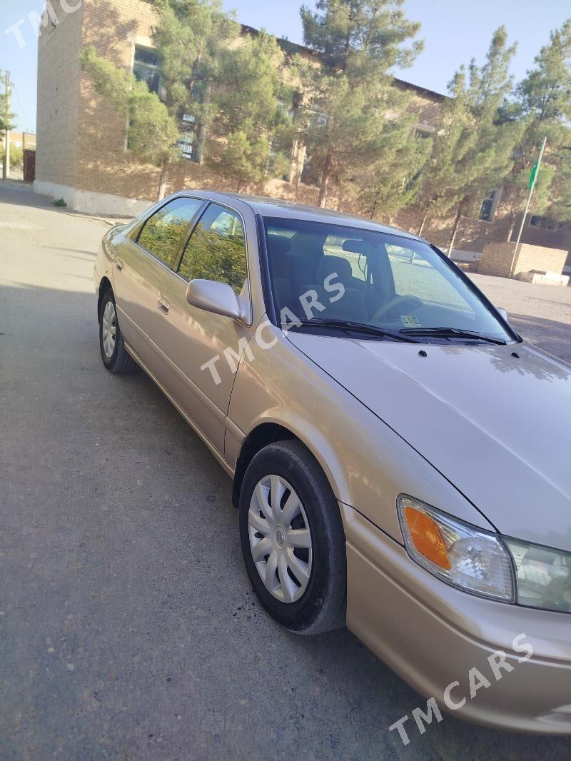 Toyota Camry 2000 - 150 000 TMT - Мары - img 2