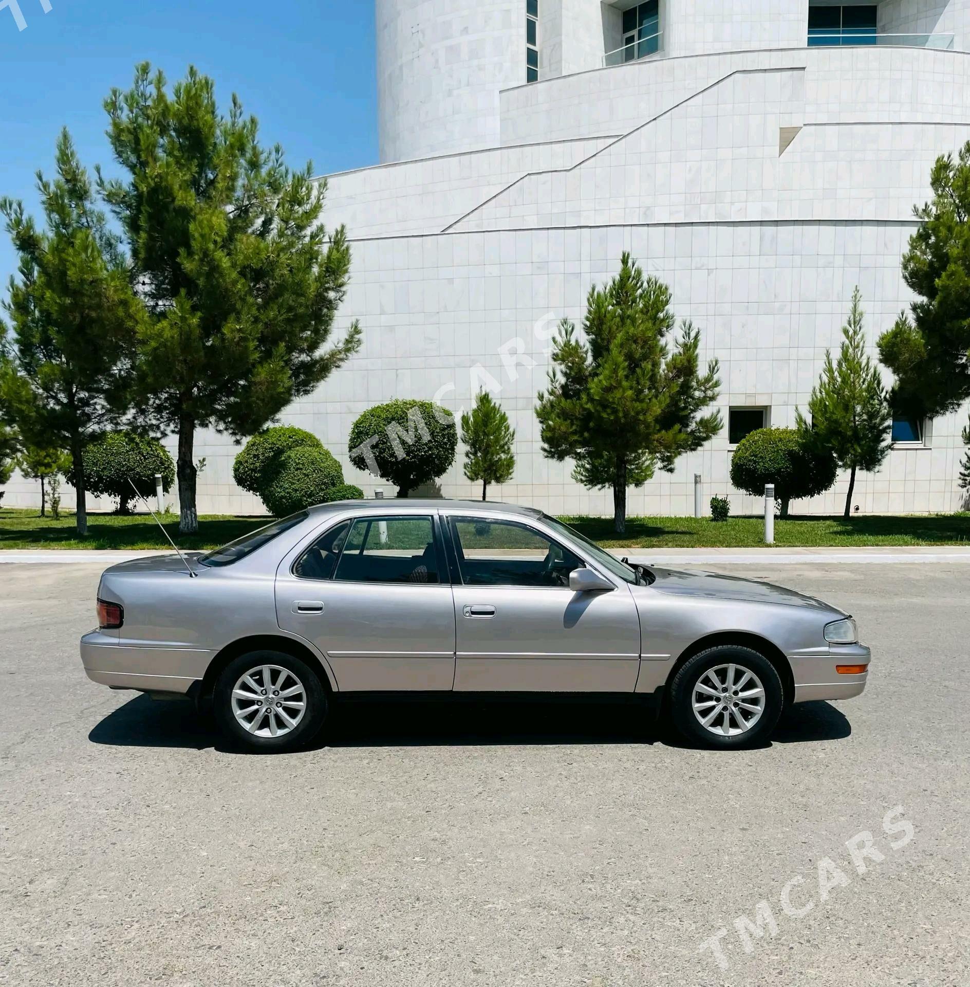 Toyota Camry 1994 - 75 000 TMT - Туркменабат - img 4