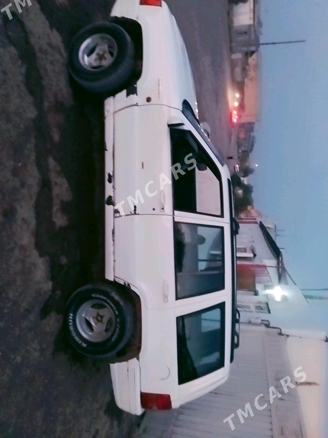 Jeep Cherokee 1995 - 40 000 TMT - Кёнеургенч - img 3