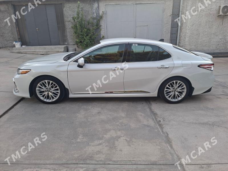 Toyota Camry 2018 - 300 000 TMT - Мир 1 - img 3