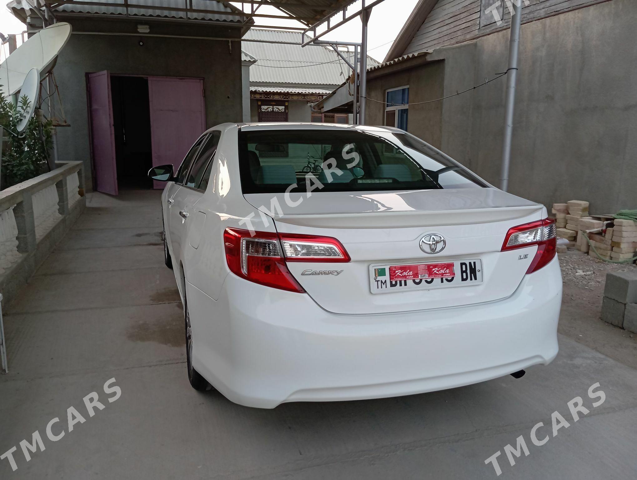 Toyota Camry 2012 - 210 000 TMT - Balkanabat - img 2