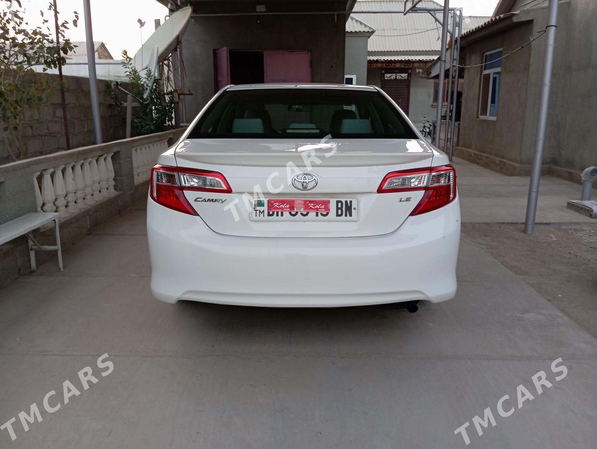 Toyota Camry 2012 - 210 000 TMT - Balkanabat - img 3