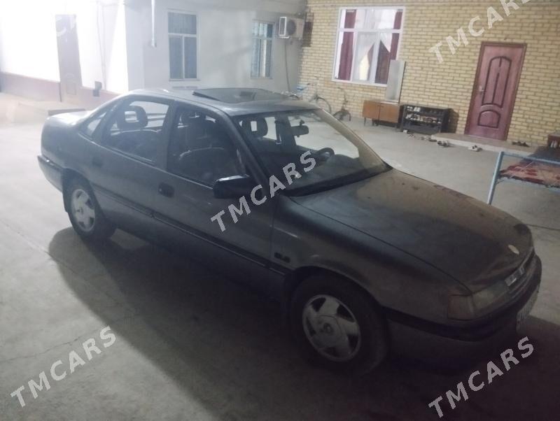 Opel Vectra 1991 - 45 000 TMT - Чарджоу - img 3
