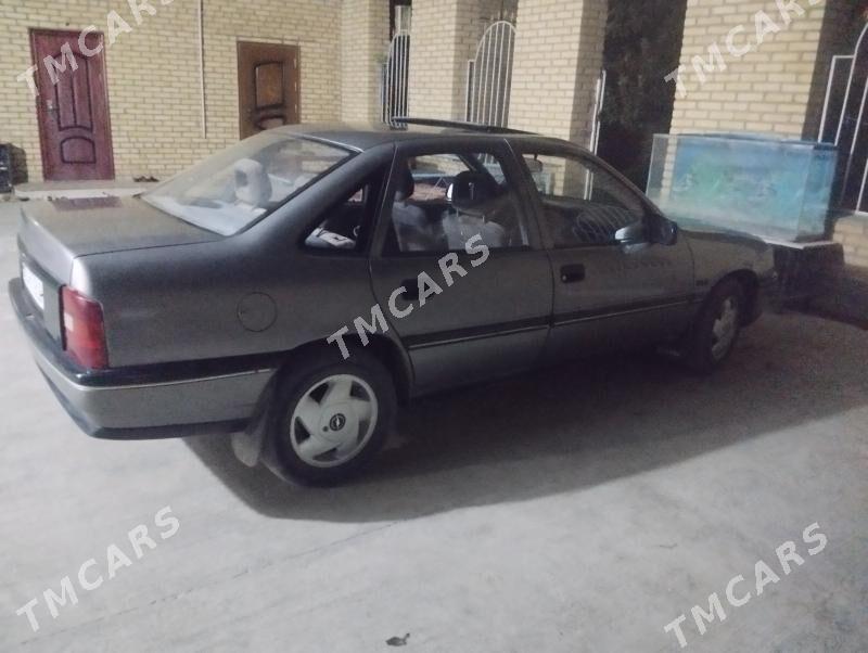 Opel Vectra 1991 - 45 000 TMT - Чарджоу - img 4