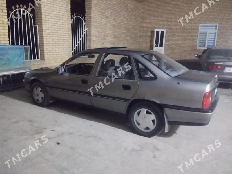 Opel Vectra 1991 - 45 000 TMT - Чарджоу - img 6