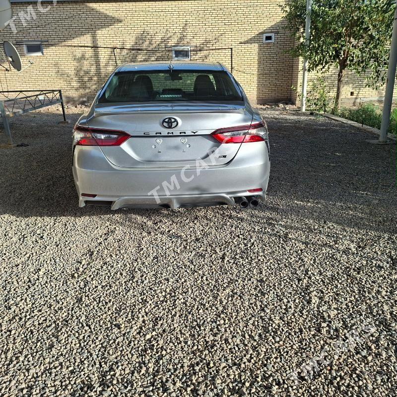 Toyota Camry 2021 - 300 000 TMT - Байрамали - img 8