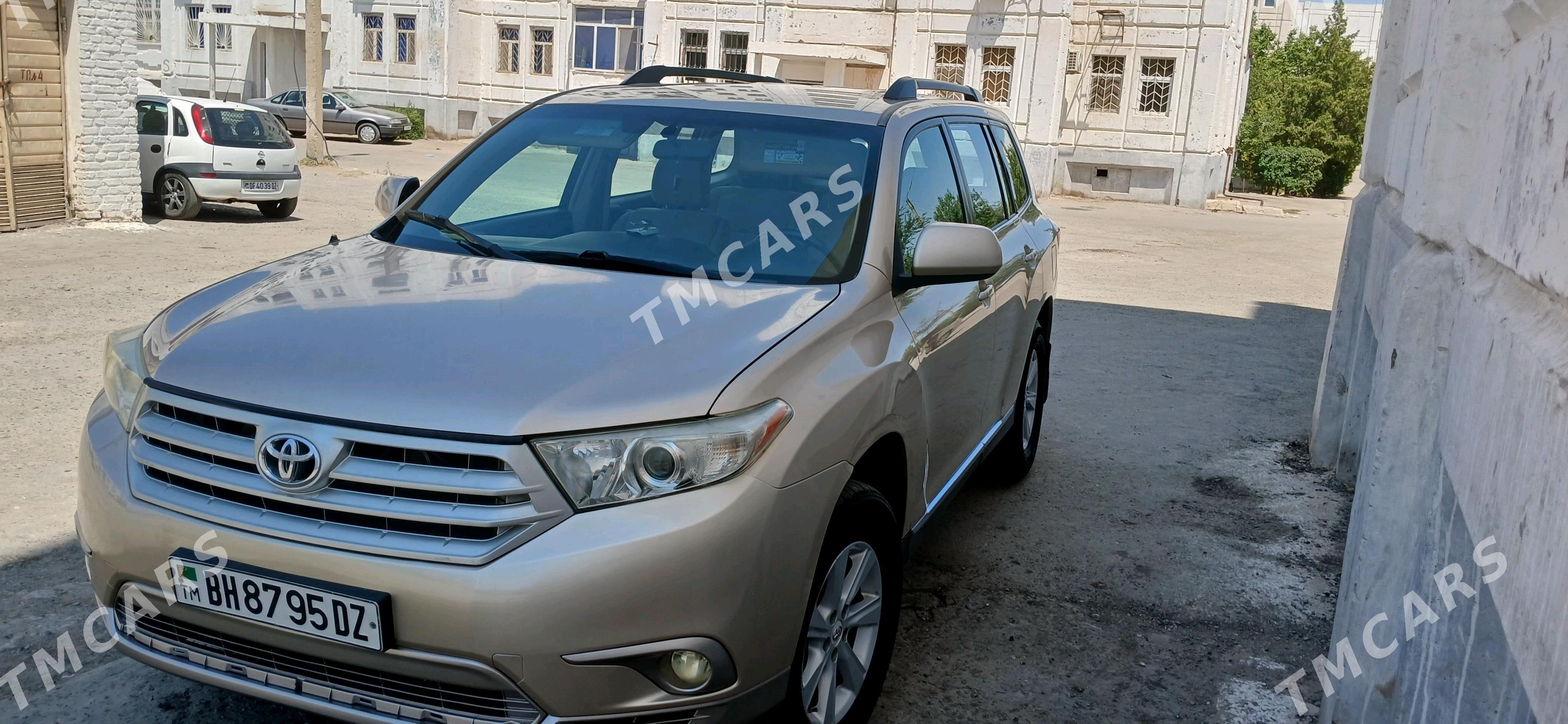 Toyota Highlander 2012 - 300 000 TMT - Daşoguz - img 2