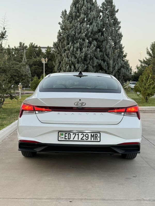 Hyundai Elantra 2021 - 250 000 TMT - Mary - img 6