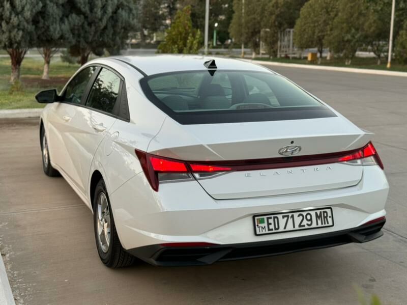 Hyundai Elantra 2021 - 250 000 TMT - Mary - img 3