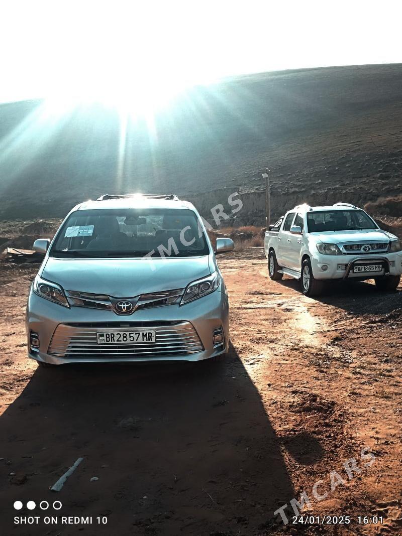 Toyota Sienna 2019 - 400 000 TMT - Tagtabazar - img 8