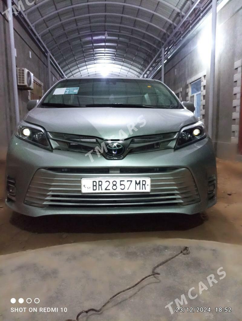 Toyota Sienna 2019 - 400 000 TMT - Tagtabazar - img 5