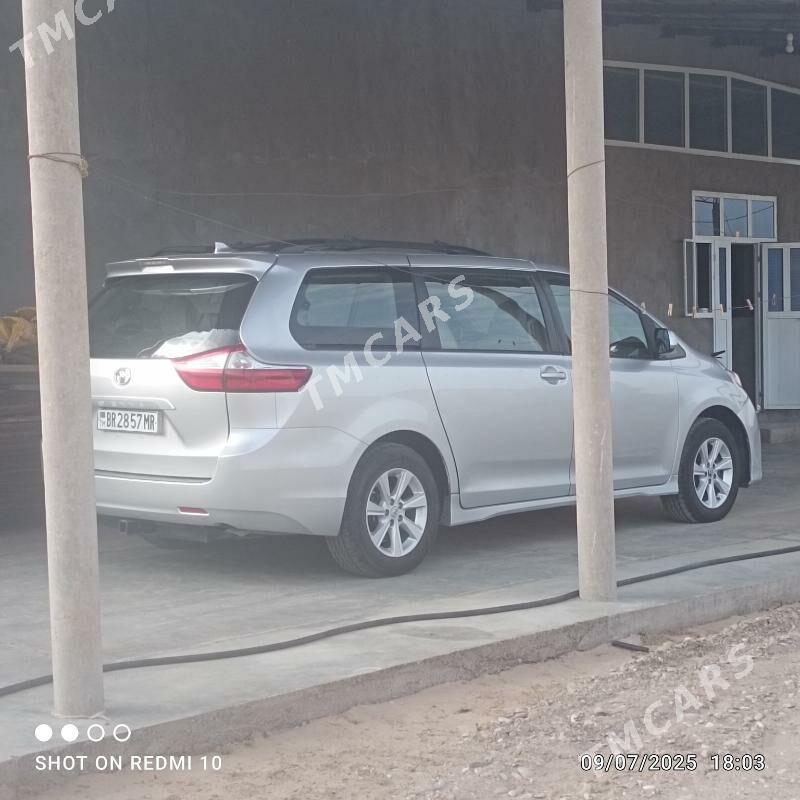 Toyota Sienna 2019 - 400 000 TMT - Tagtabazar - img 2