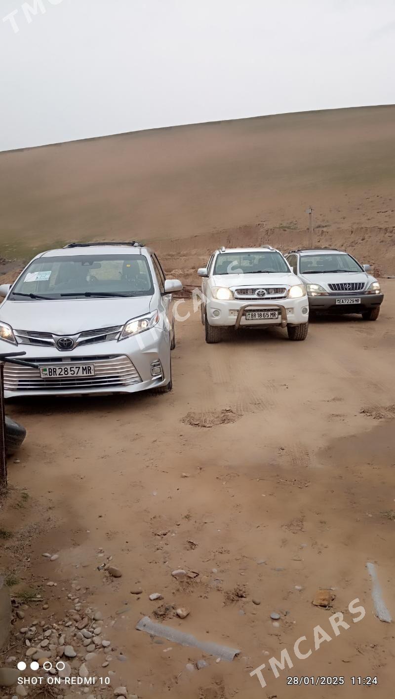 Toyota Sienna 2019 - 400 000 TMT - Tagtabazar - img 7