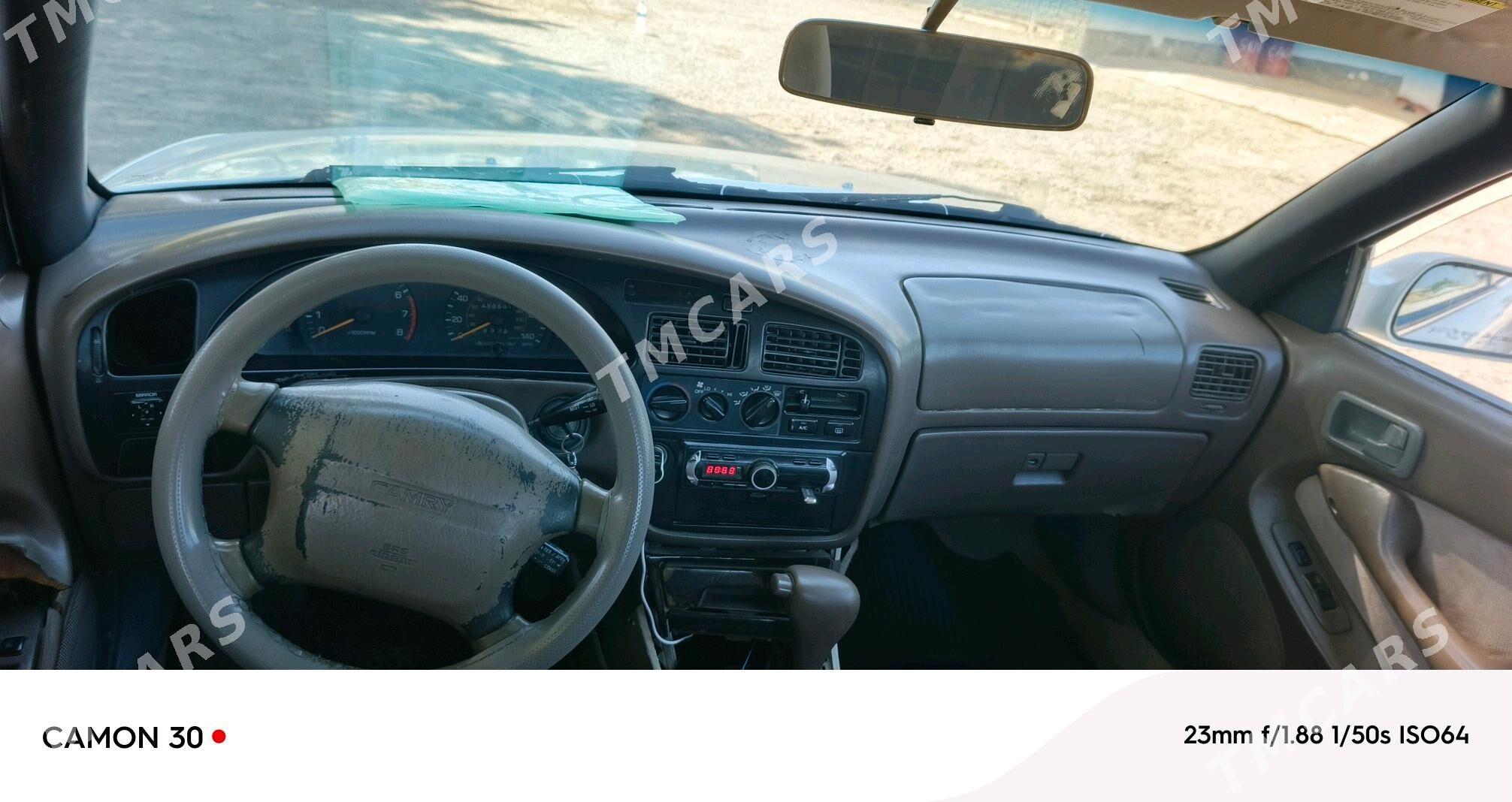 Toyota Camry 1996 - 75 000 TMT - Туркменгала - img 2