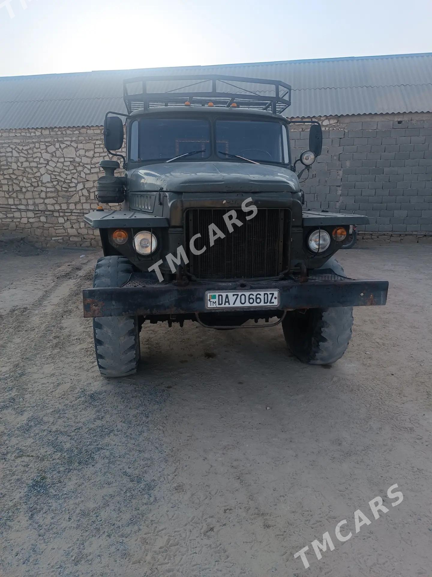Ural 4320 1984 - 110 000 TMT - Туркменбаши - img 3