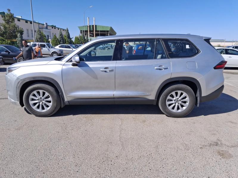 Toyota Grand Highlander 2023 - 660 000 TMT - Dänew - img 4