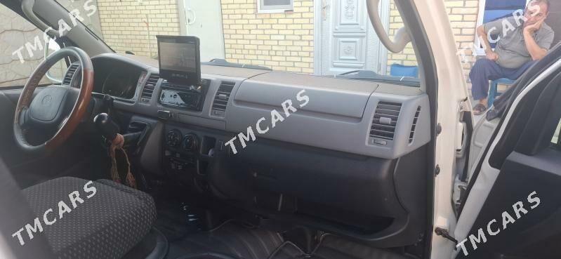 Toyota Hiace 2010 - 315 000 TMT - Мары - img 5