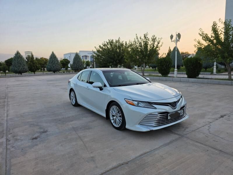 Toyota Camry 2018 - 385 000 TMT - Ашхабад - img 3