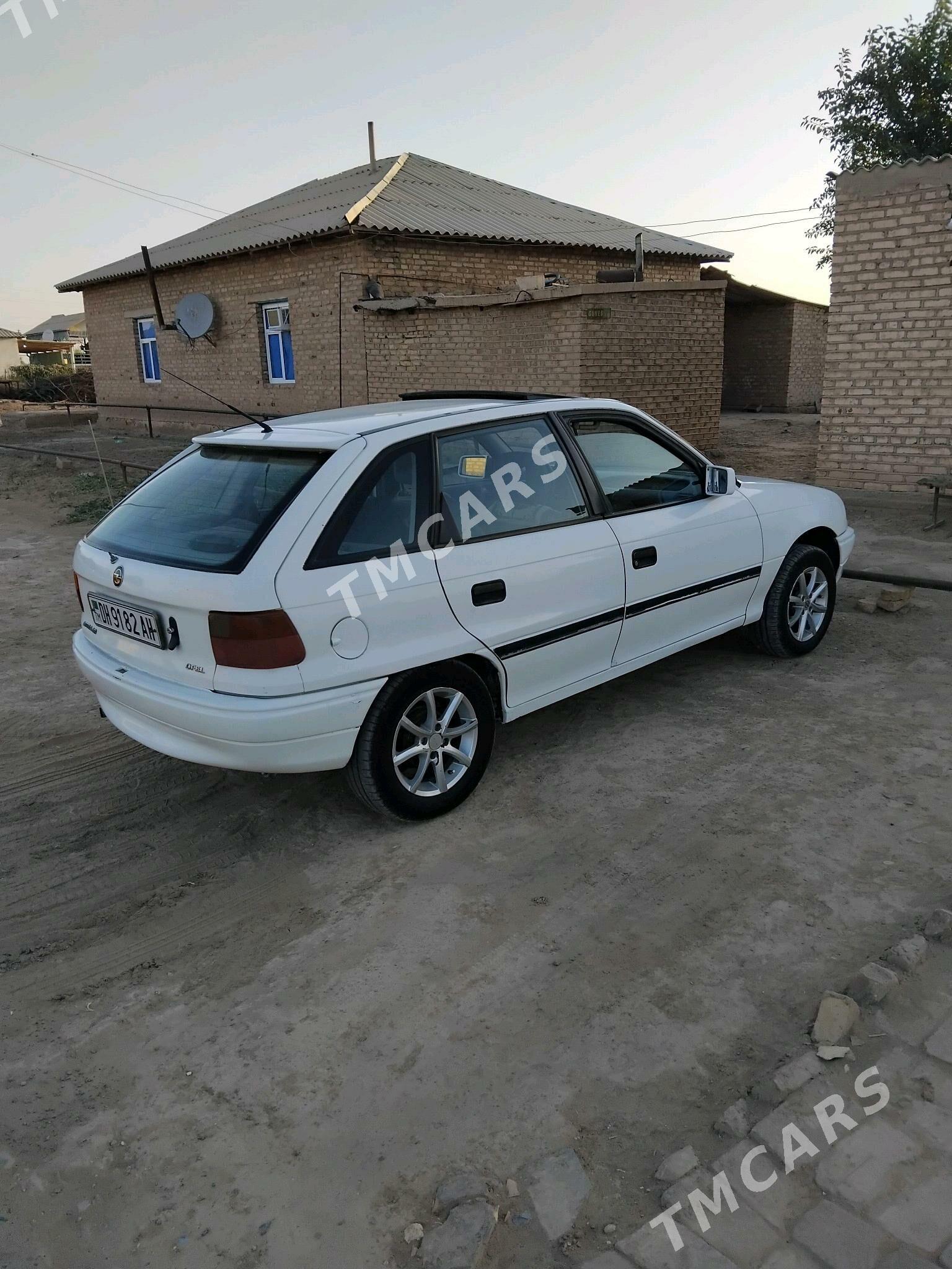 Opel Astra 1995 - 38 000 TMT - Babadaýhan - img 2