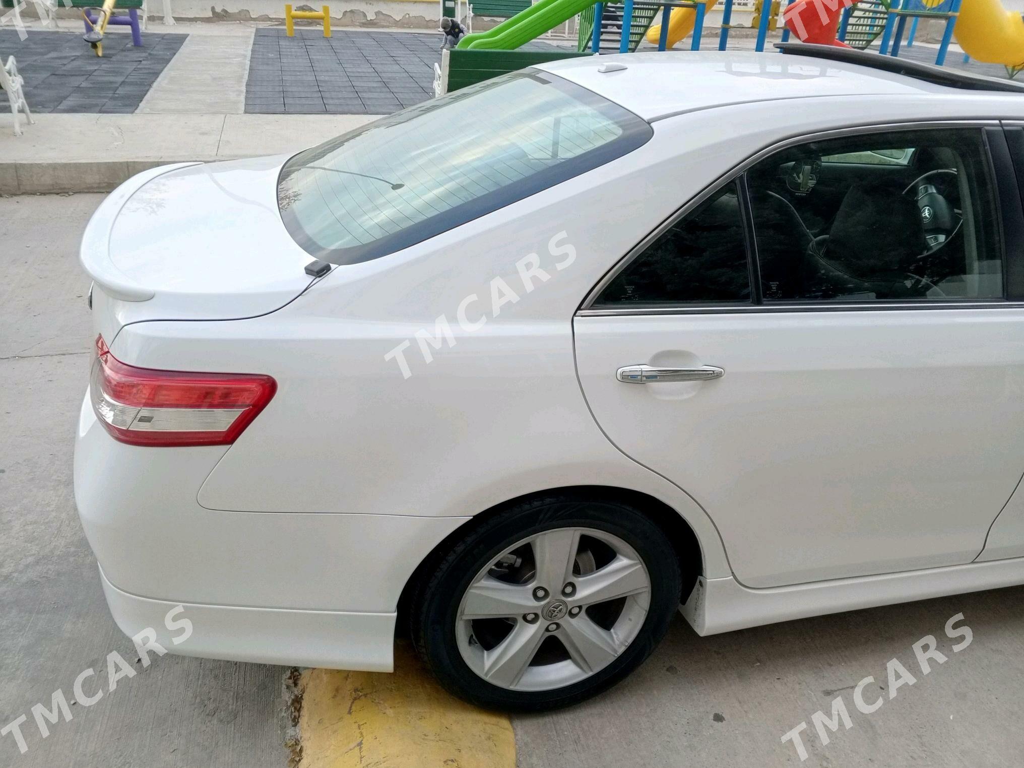 Toyota Camry 2010 - 215 000 TMT - Туркменбаши - img 4