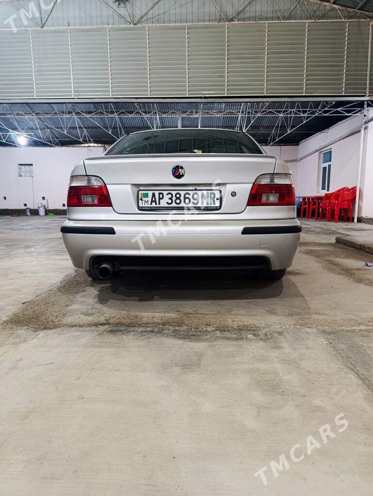 BMW E39 2000 - 135 000 TMT - Туркменбаши - img 4