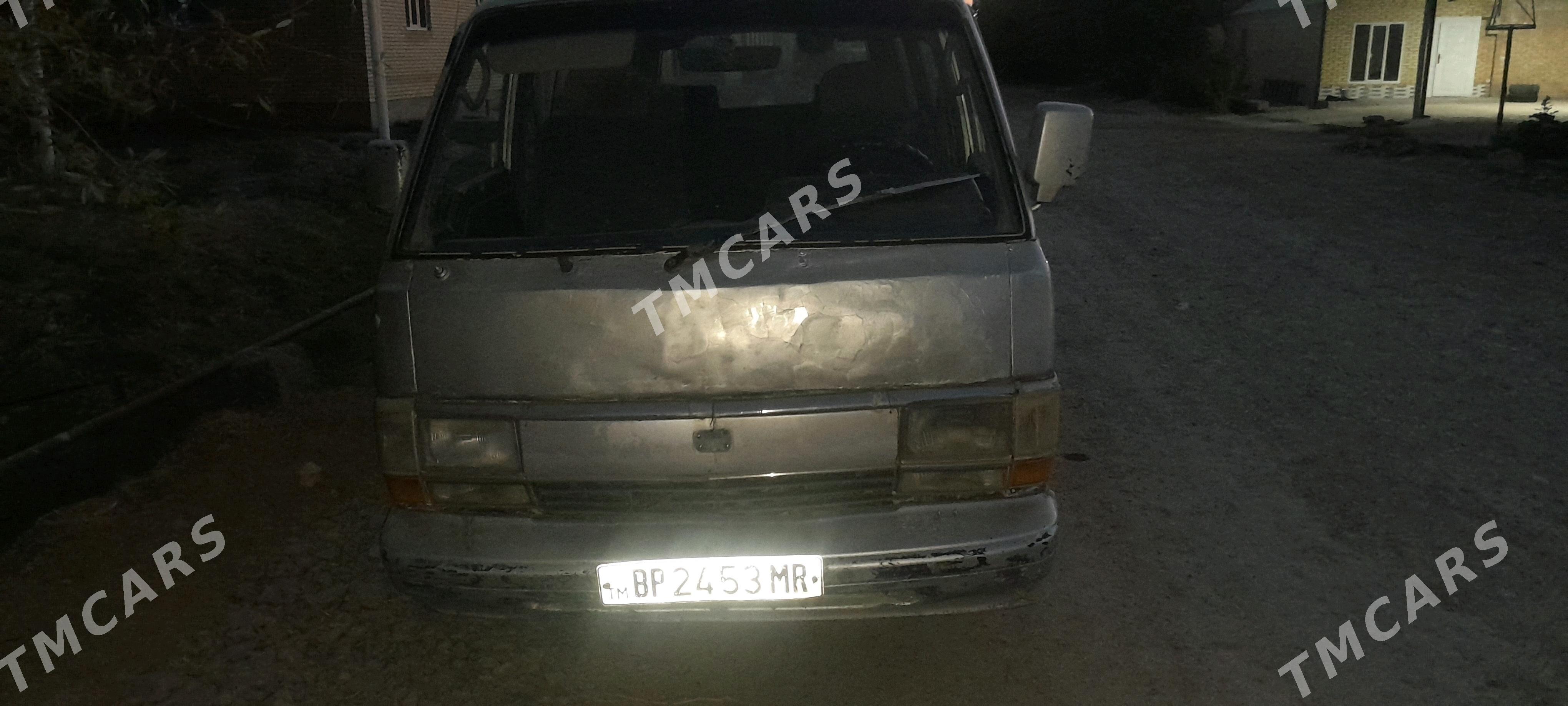 Toyota Hiace 1989 - 32 000 TMT - Murgap - img 3