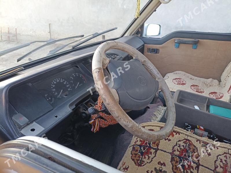 Toyota Hiace 1988 - 35 000 TMT - Murgap - img 3