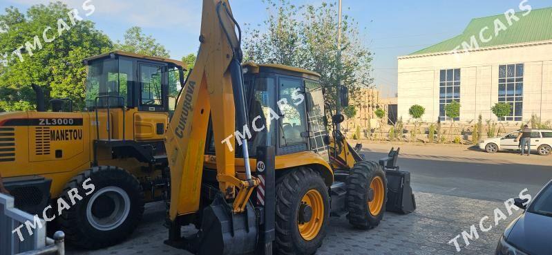 JCB 4CX ECO 2011 - 550 000 TMT - Gubadag - img 7