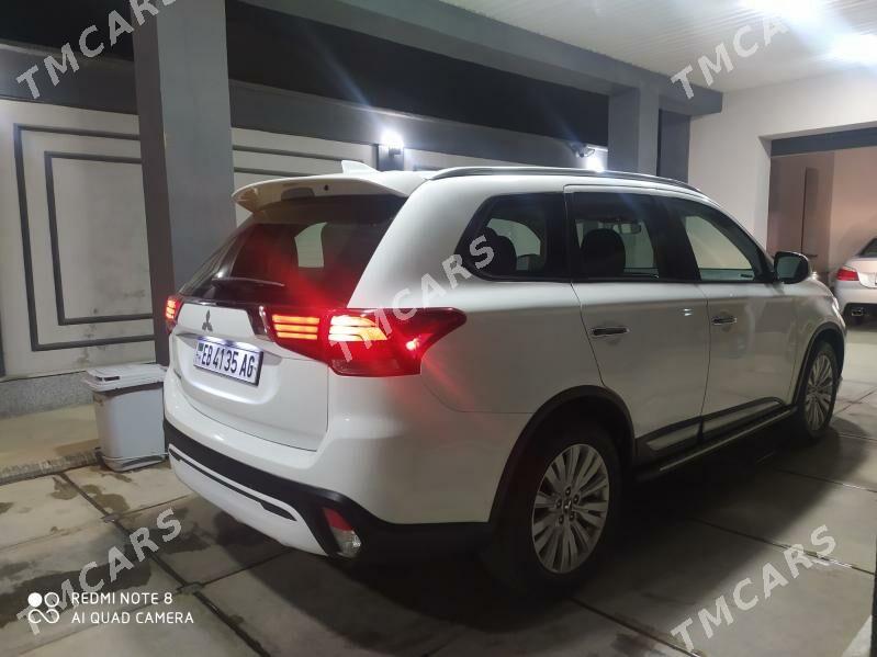 Mitsubishi Outlander 2020 - 255 000 TMT - Ашхабад - img 7