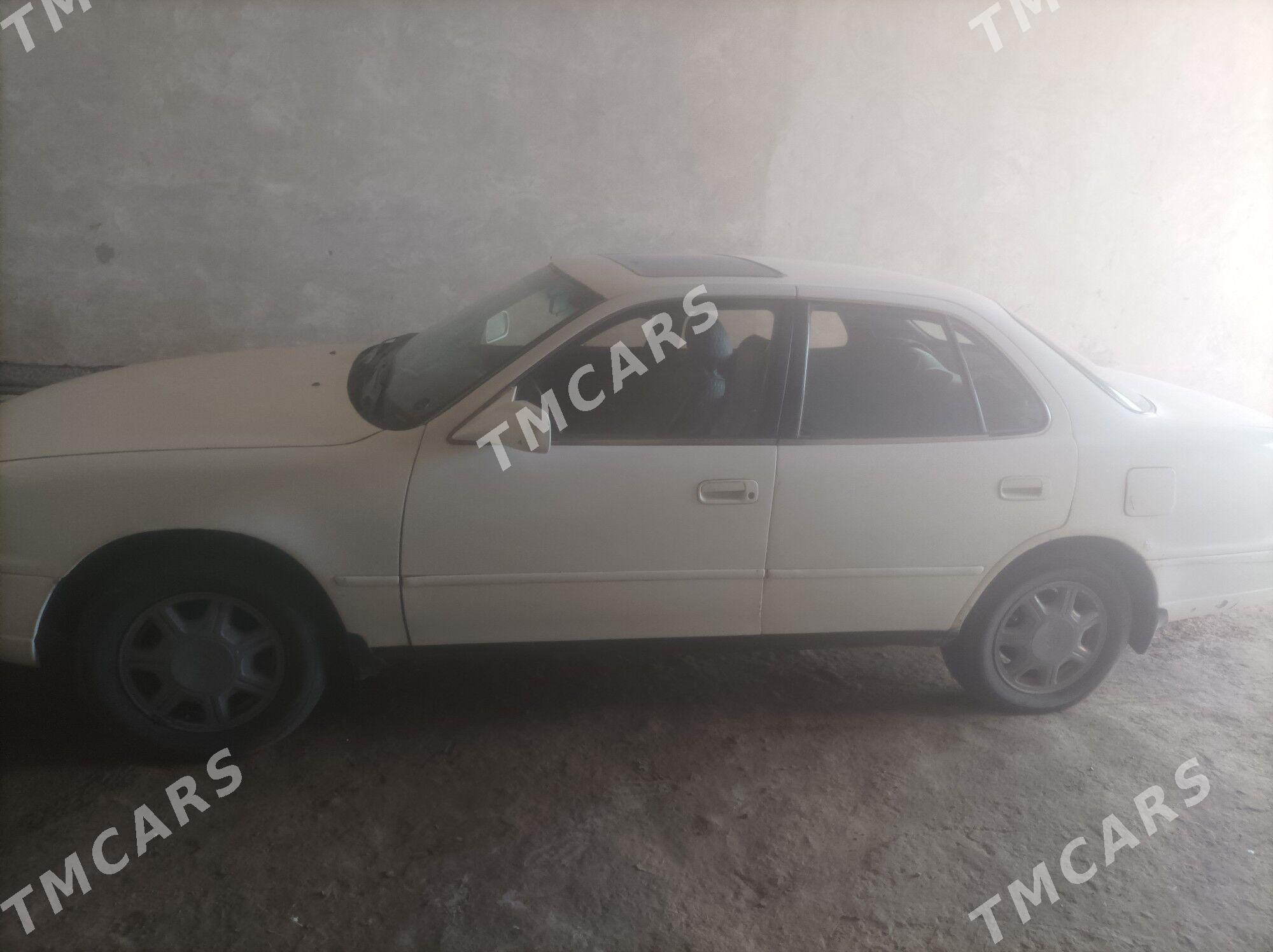 Toyota Camry 1995 - 70 000 TMT - Ходжамбаз - img 3