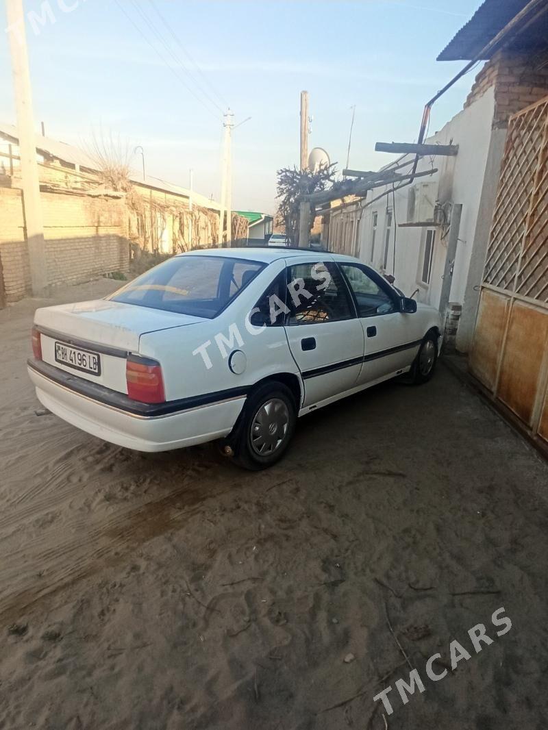 Opel Vectra 1990 - 30 000 TMT - Farap - img 1