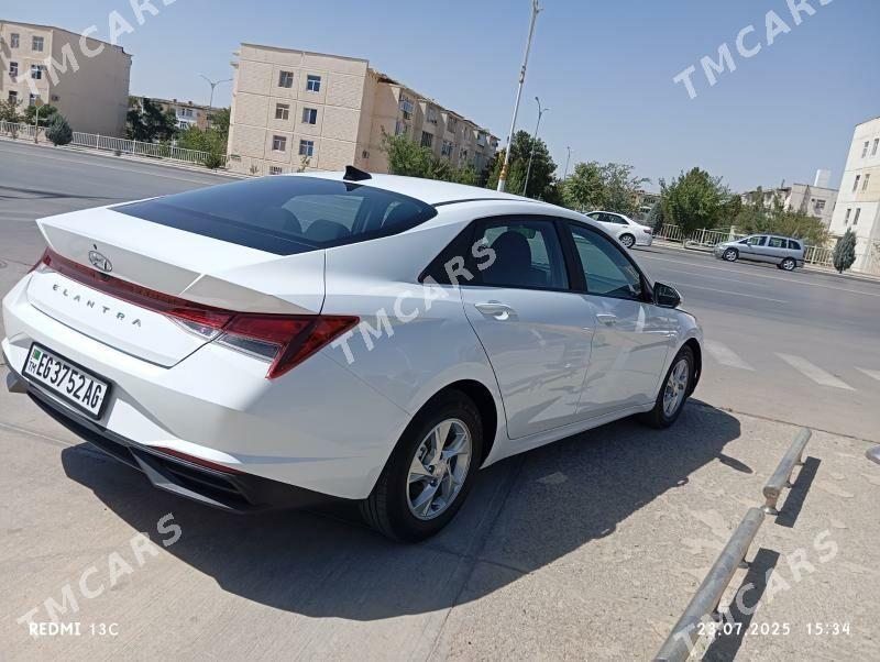 Hyundai Elantra 2022 - 242 000 TMT - Aşgabat - img 1