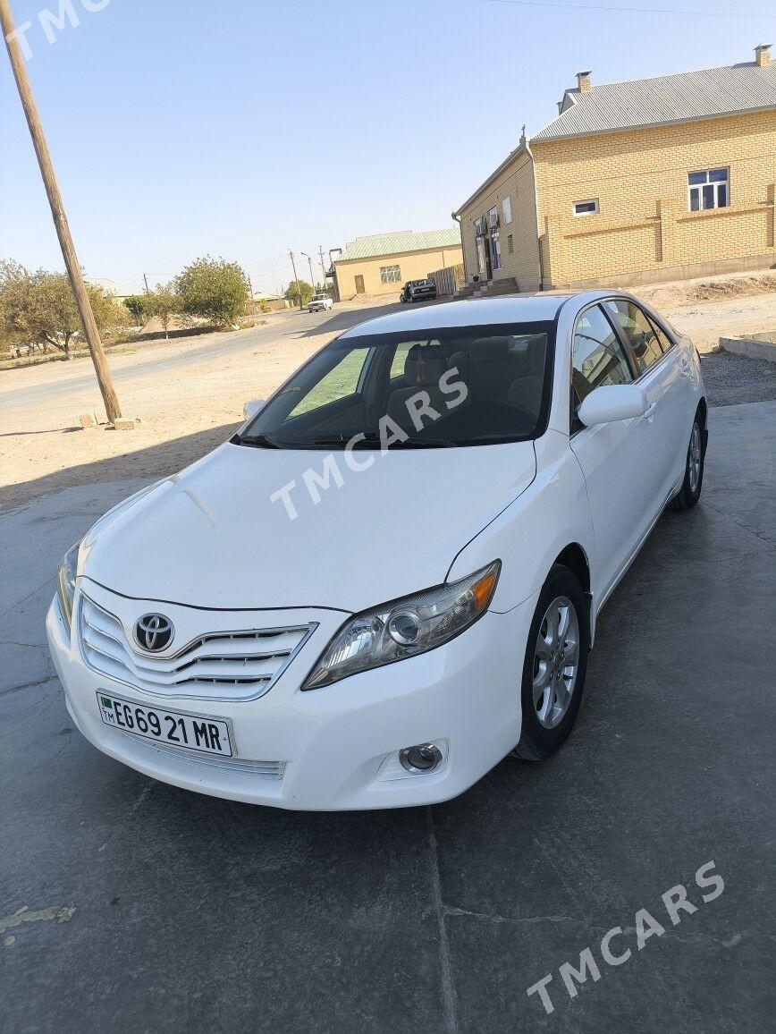 Toyota Camry 2010 - 174 000 TMT - Мары - img 4