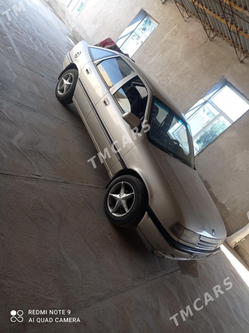 Opel Vectra 1991 - 32 000 TMT - Dänew - img 2