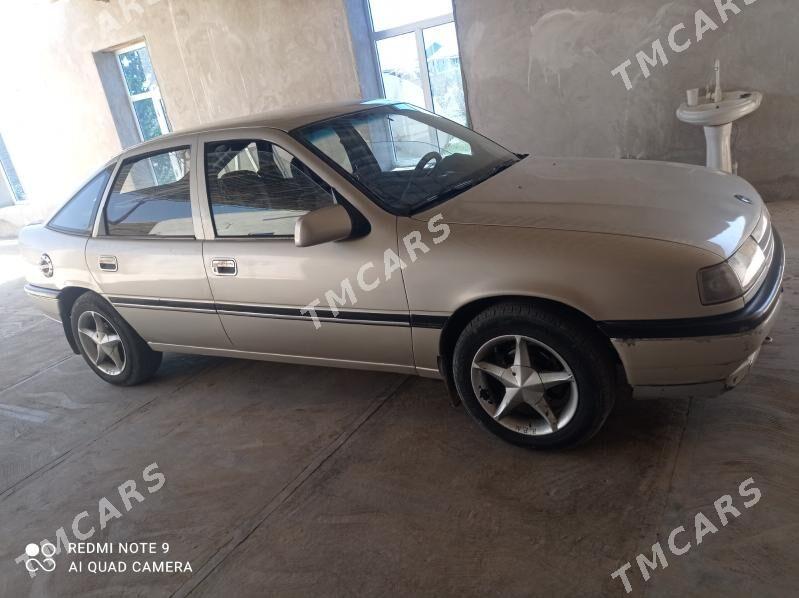 Opel Vectra 1991 - 32 000 TMT - Dänew - img 1