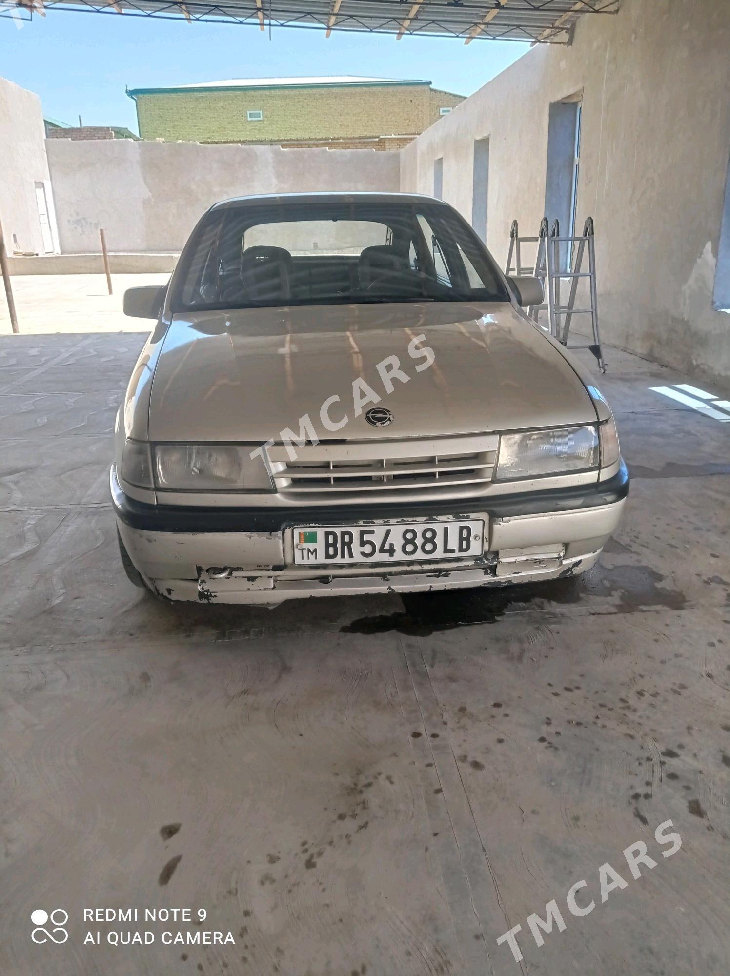 Opel Vectra 1991 - 32 000 TMT - Dänew - img 3