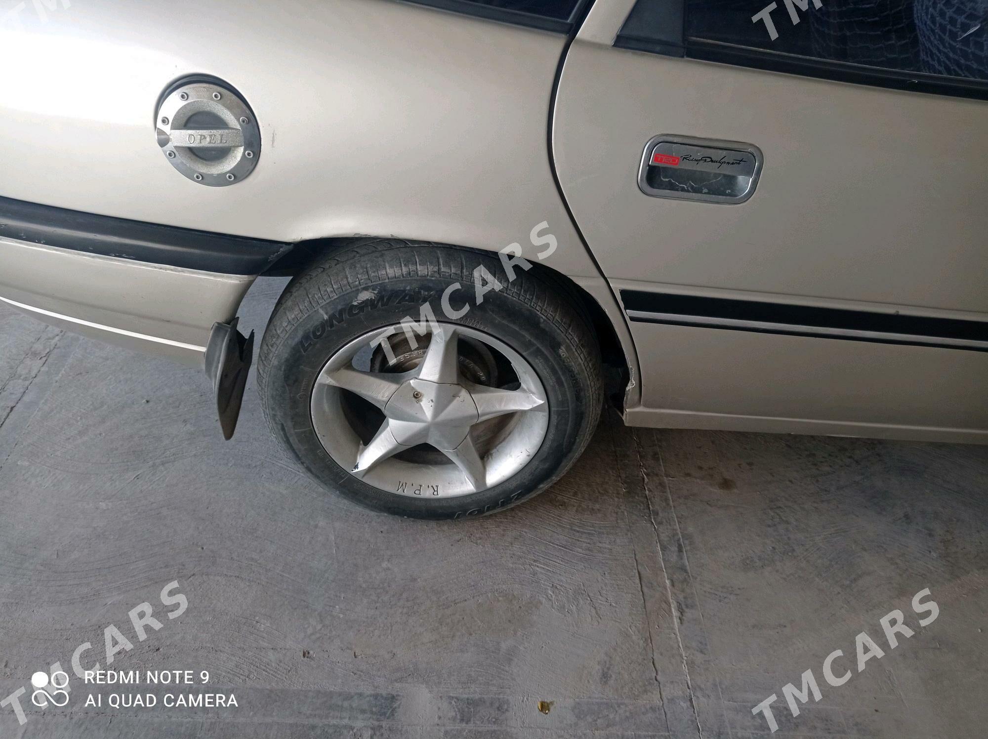 Opel Vectra 1991 - 32 000 TMT - Dänew - img 9