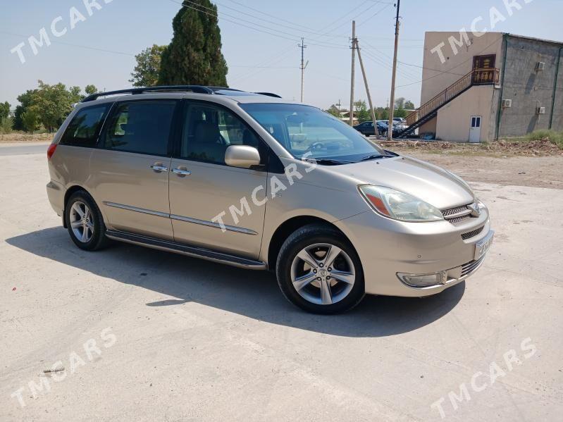 Toyota Sienna 2004 - 250 000 TMT - Halaç - img 3