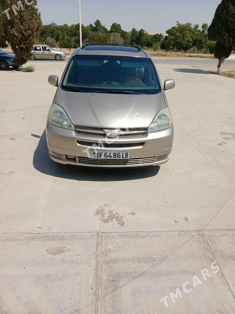 Toyota Sienna 2004 - 250 000 TMT - Halaç - img 5