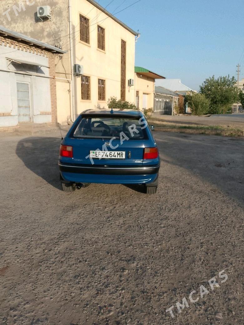 Opel Astra 1993 - 36 000 TMT - Мары - img 5