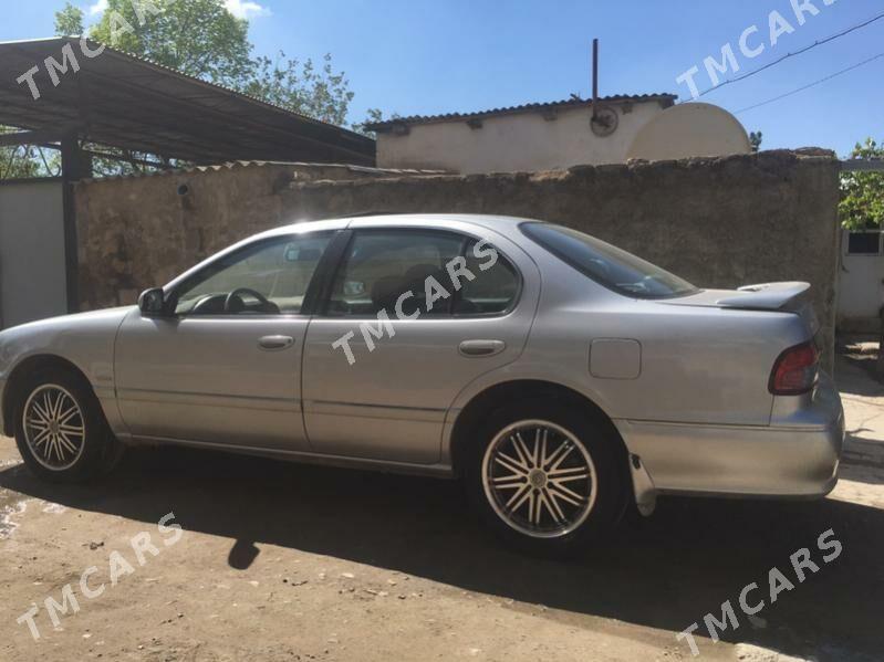 Infiniti I30 1999 - 50 000 TMT - Magdanly - img 3