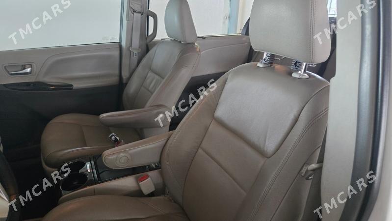 Toyota Sienna 2016 - 418 000 TMT - Aşgabat - img 8