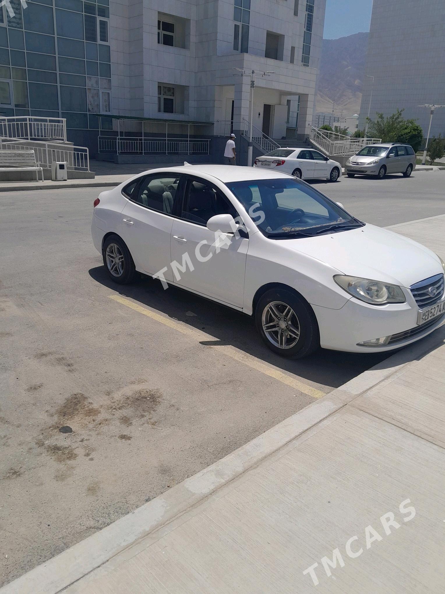 Hyundai Elantra 2010 - 110 000 TMT - Arkadag - img 4