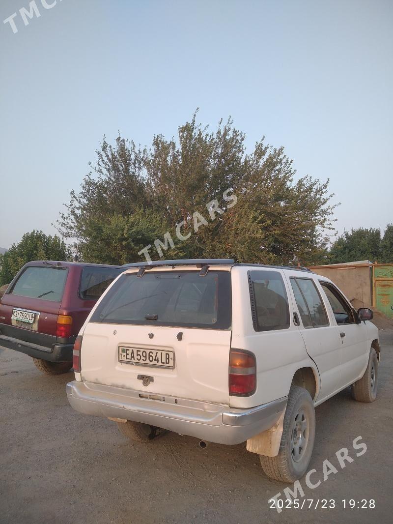 Nissan Pathfinder 1998 - 60 000 TMT - Магданлы - img 3
