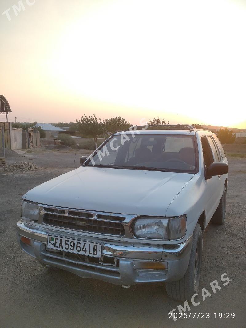 Nissan Pathfinder 1998 - 60 000 TMT - Магданлы - img 4