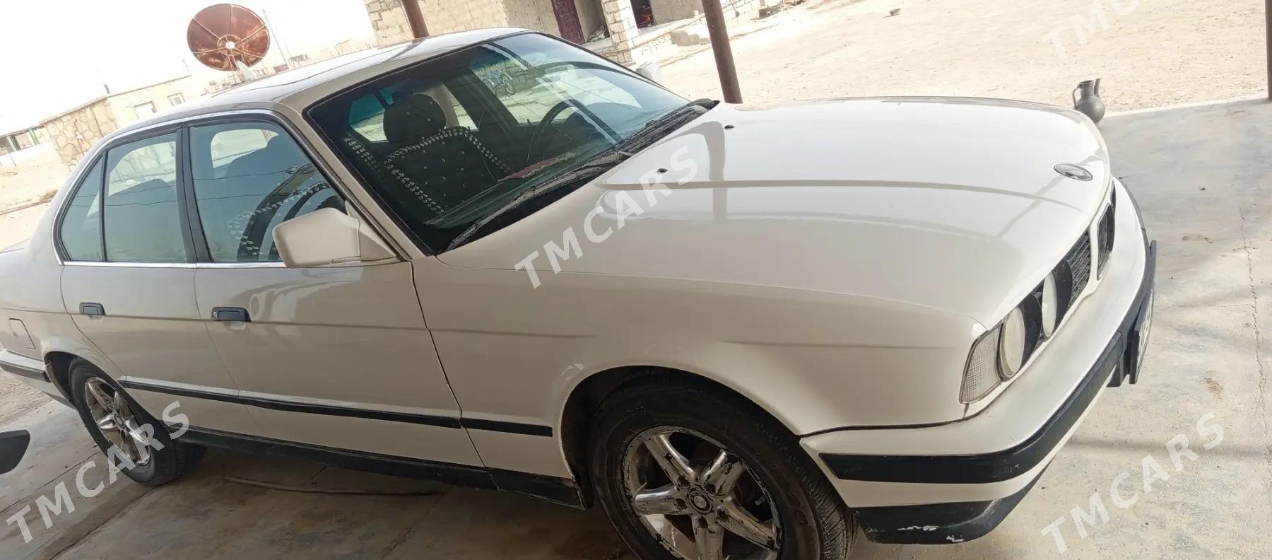 BMW 525 1992 - 30 000 TMT - Etrek - img 2
